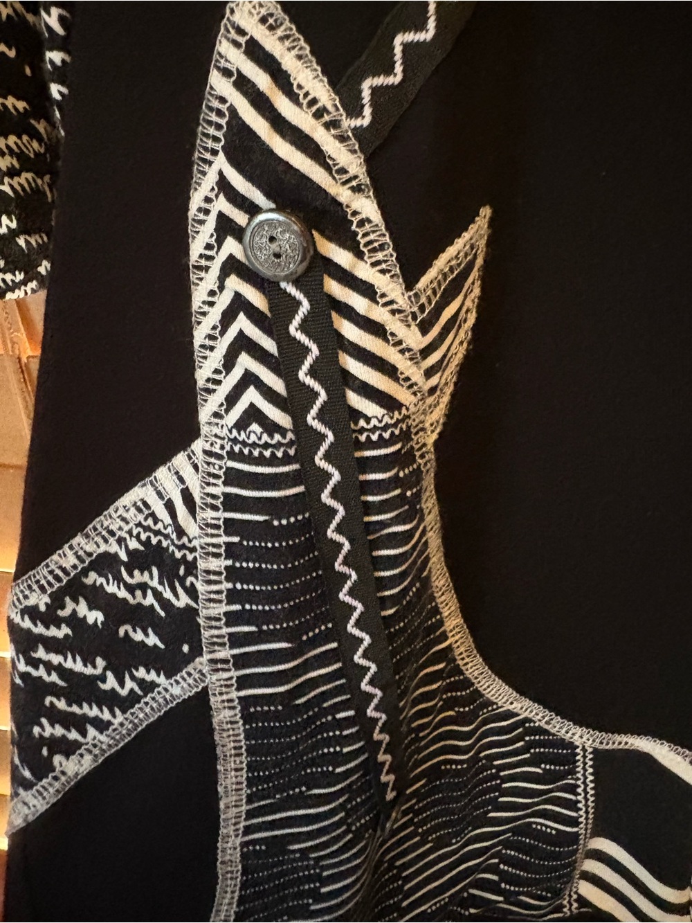 Lines Domani Black & White Geometric Midi Dress with Scoop Neck. Size Large - Picture 4 of 7